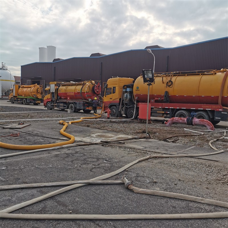 淮滨污水池清理